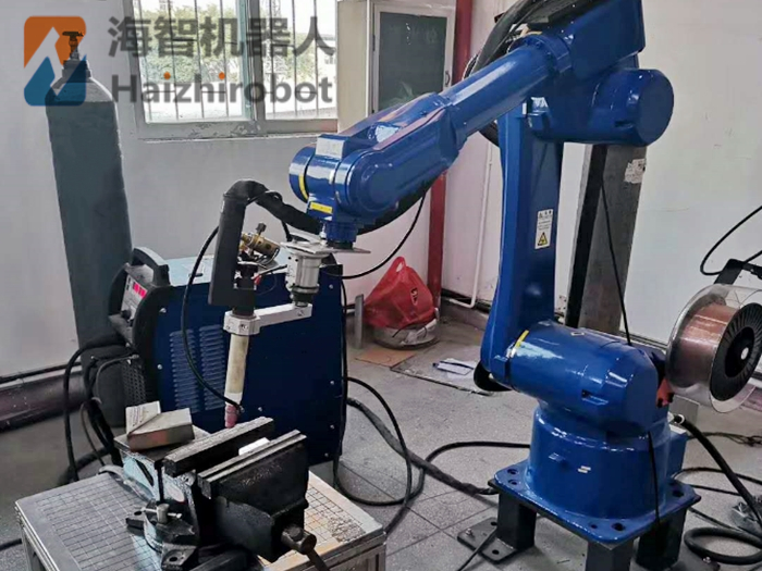 六关节焊接工业机器人(图3) 六关节焊接工业机器人(图3)